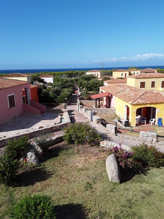 Sardinia Beach Apartments Aglientu Exterior photo