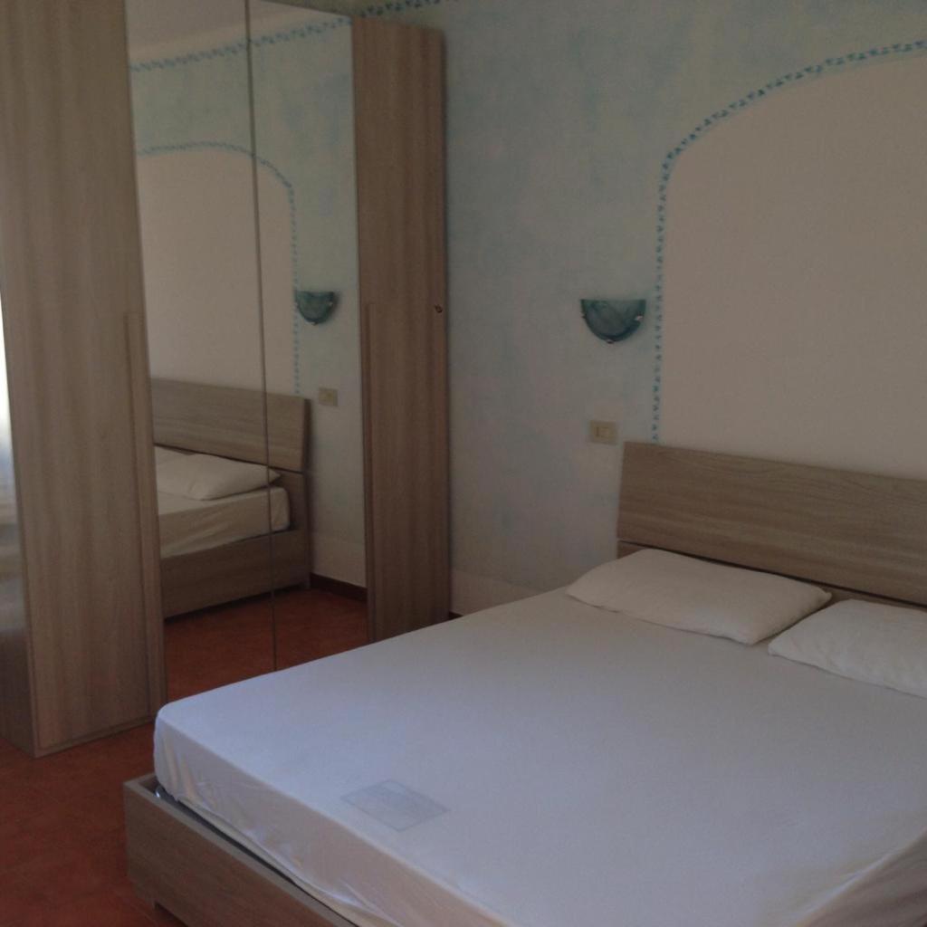 Sardinia Beach Apartments Aglientu Exterior photo