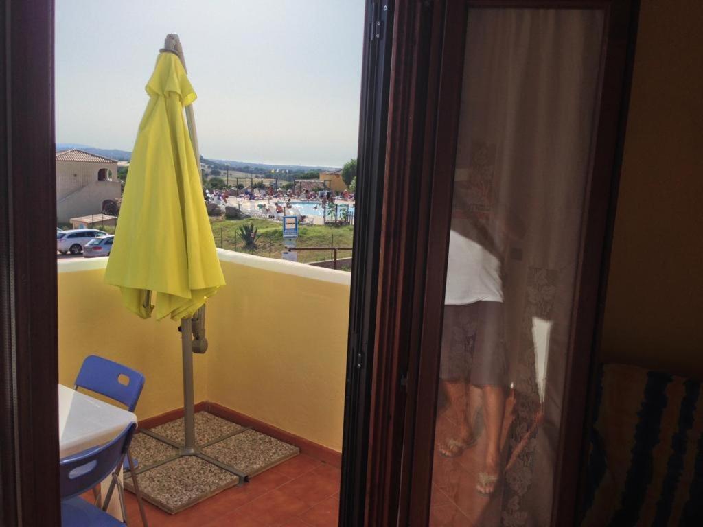Sardinia Beach Apartments Aglientu Exterior photo